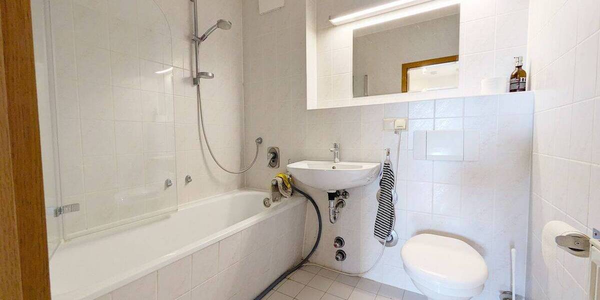 Etagenwohnung Dresden Johannstadt-Nord - 3 Zimmer, 63 m&sup2;, 650&euro; | Angebot:26768120