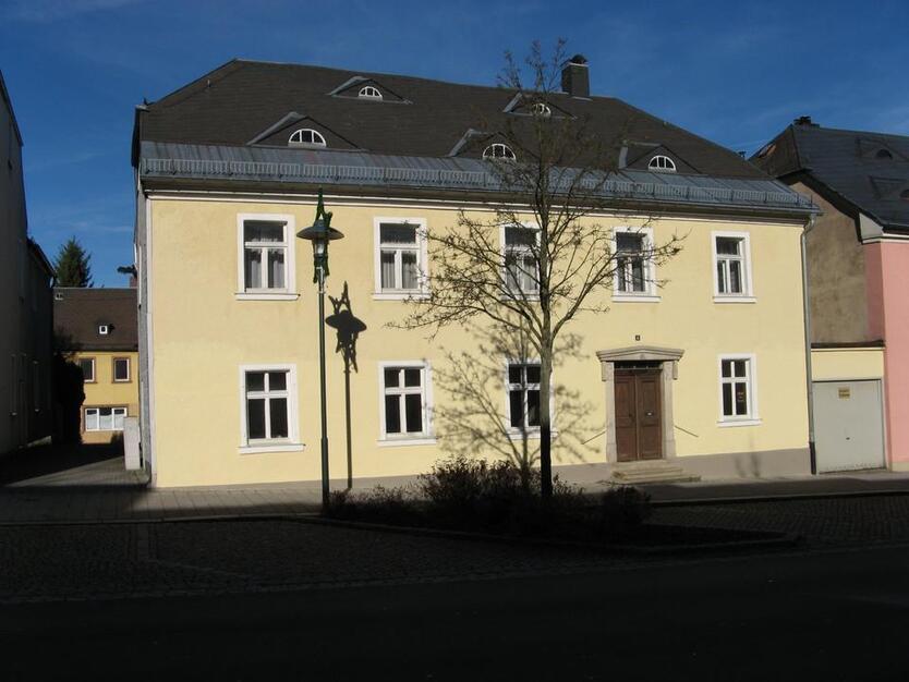 Repräsentative, helle 6 Zi-AltbauWohnung in Rehau-Stadtmitte