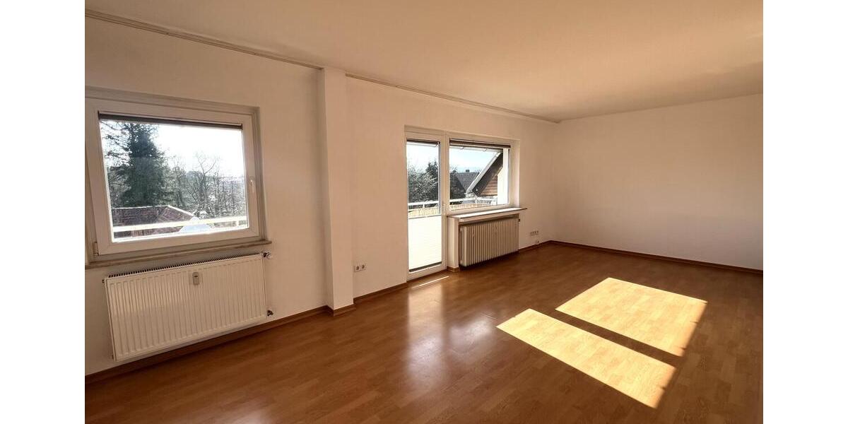 Etagenwohnung Horn-Bad Meinberg Bad Meinberg - 3 Zimmer, 93 m&sup2;, 665&euro; | Angebot:25853495