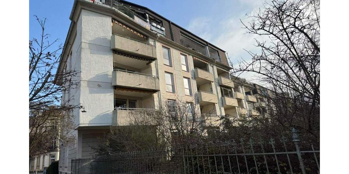 Etagenwohnung Bamberg Gärtnerstadt - 3 Zimmer, 90 m&sup2;, 990&euro; | Angebot:24808388