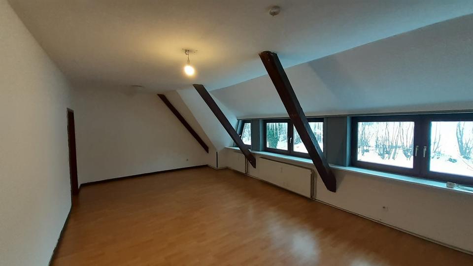 Etagenwohnung Hoisdorf - 4 Zimmer, 131 m&sup2;, 1.319&euro; | Angebot:24526245