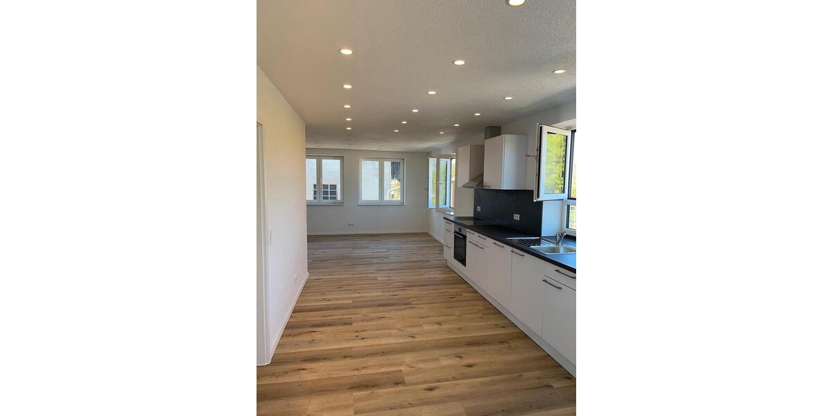 Erdgeschoßwohnung Dinkelsbühl - 3 Zimmer, 98 m&sup2;, 790&euro; | Angebot:25319206