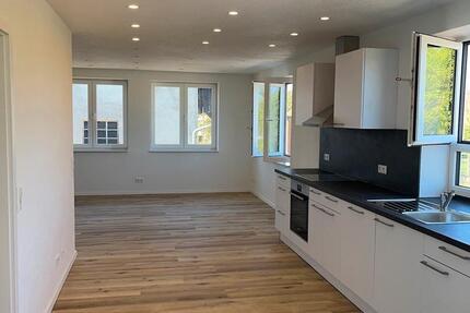 Wohnung Dinkelsbühl - 3 Zimmer, 98 m&sup2;, 790&euro; | Angebot:25319206