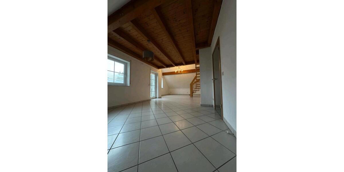 Maisonettenwohnung Kronach - 4 Zimmer, 133 m&sup2;, 900&euro; | Angebot:24694775