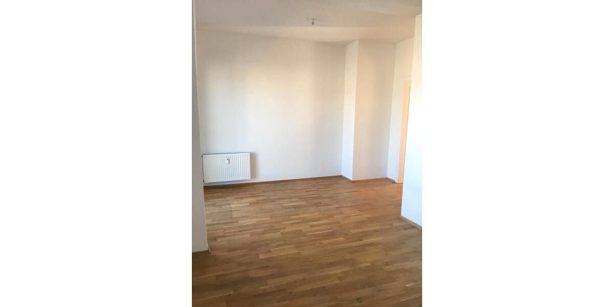 Etagenwohnung Markkleeberg - 4 Zimmer, 100 m&sup2;, 570&euro; | Angebot:25170980