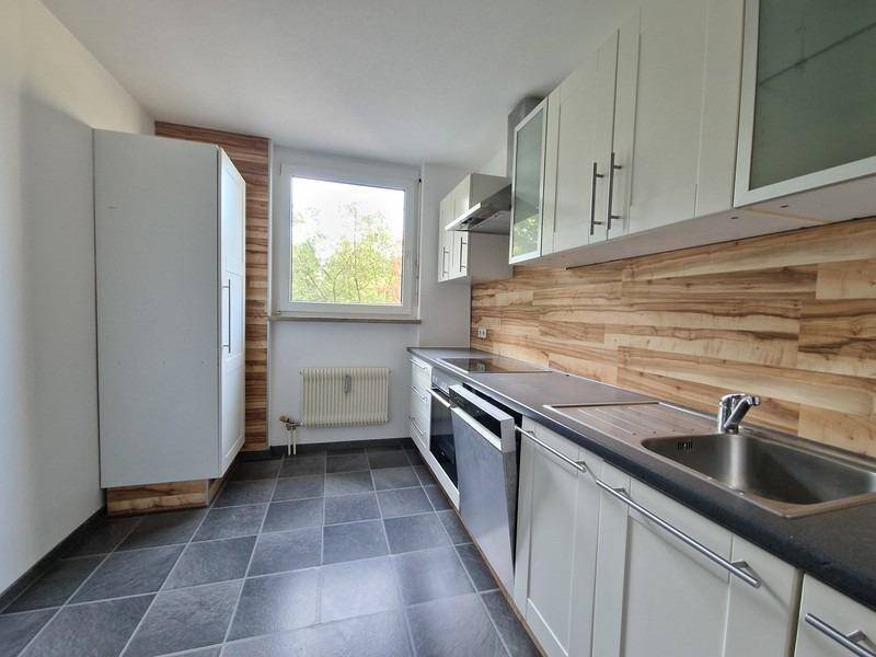 Ihr Platz zum Wohlfühlen: 3,5-Zimmer-LoggiaWohnung mit Garage & EBK in Nürnberg-Kleinreuth zur Miete