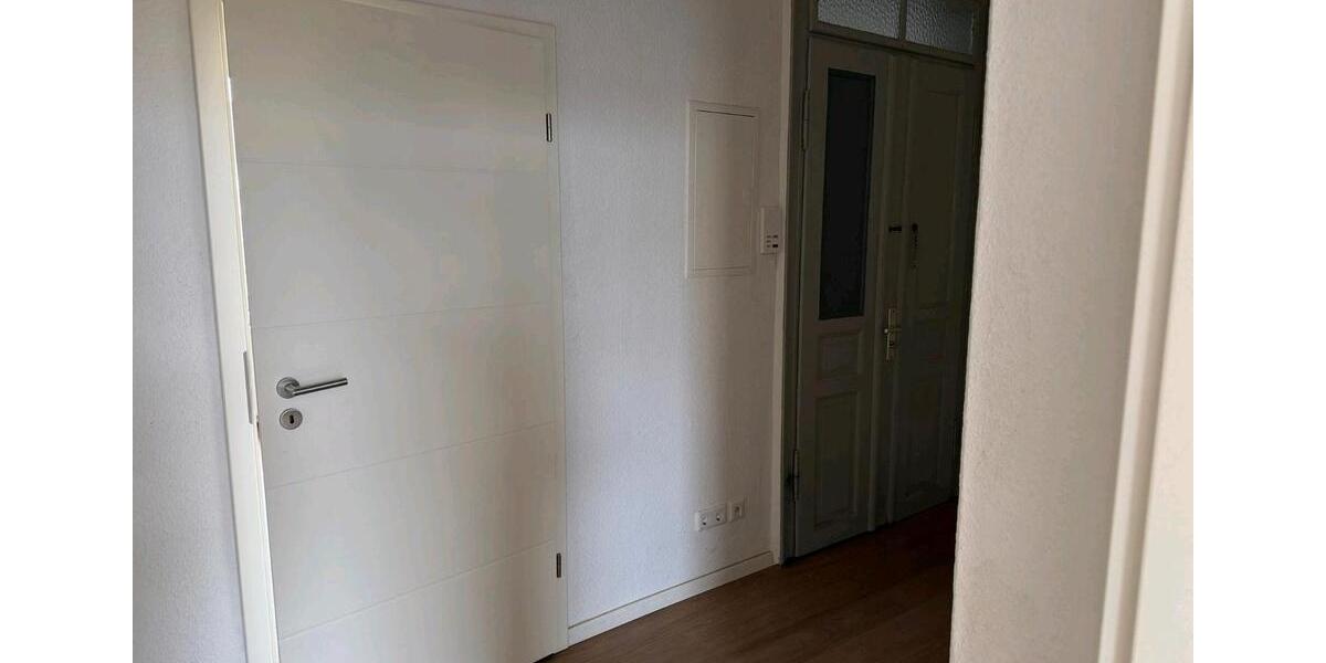 Etagenwohnung Freiberg - 1 Zimmer, 51 m&sup2;, 308&euro; | Angebot:26038950
