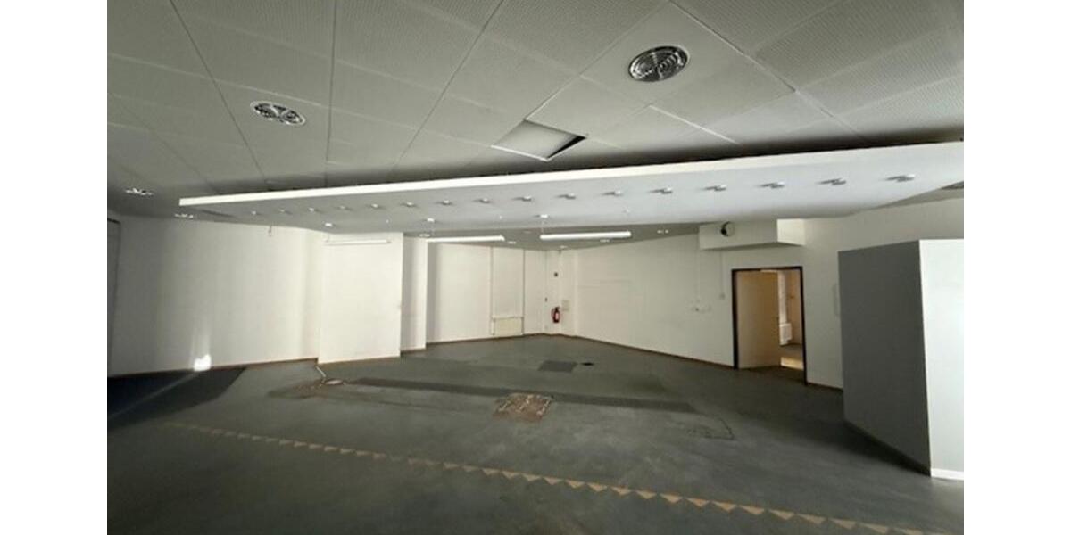 Gewerbeobjekt Brandenburg an der Havel Bahnhofsvorstadt - 4.360&euro; | Angebot:24696725