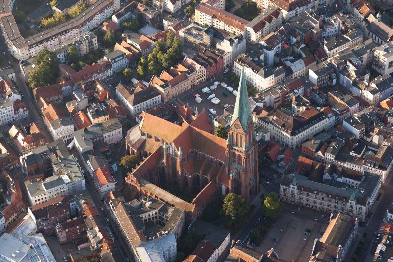 Etagenwohnung Schwerin Altstadt - 3 Zimmer, 83 m&sup2;, 549&euro; | Angebot:26252562
