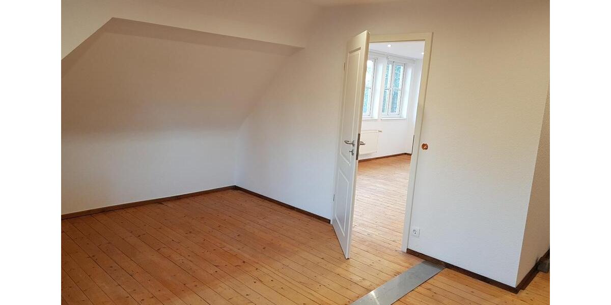 Dachgeschoßwohnung Celle Altenhagen - 3 Zimmer, 75 m&sup2;, 700&euro; | Angebot:25331372