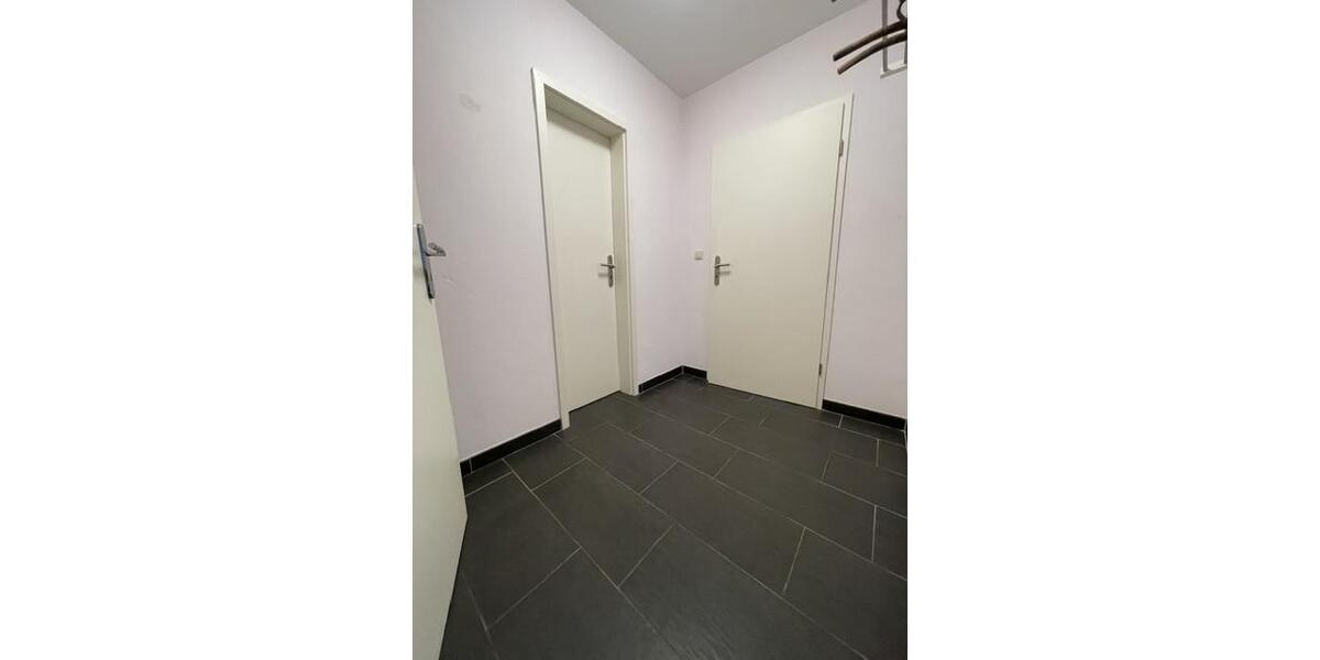 Erdgeschoßwohnung Wacken - 3 Zimmer, 140 m&sup2;, 1.280&euro; | Angebot:26493569