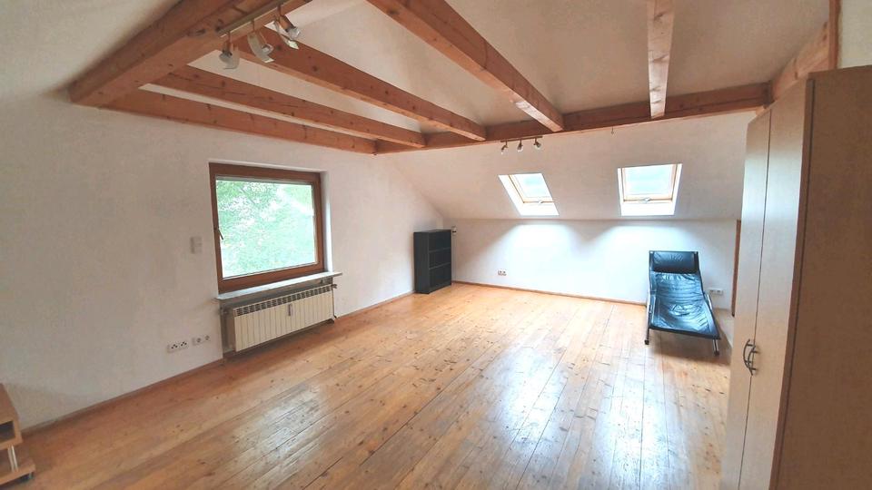Dachgeschoßwohnung Haag in Oberbayern - 1 Zimmer, 50 m&sup2;, 670&euro; | Angebot:26365018