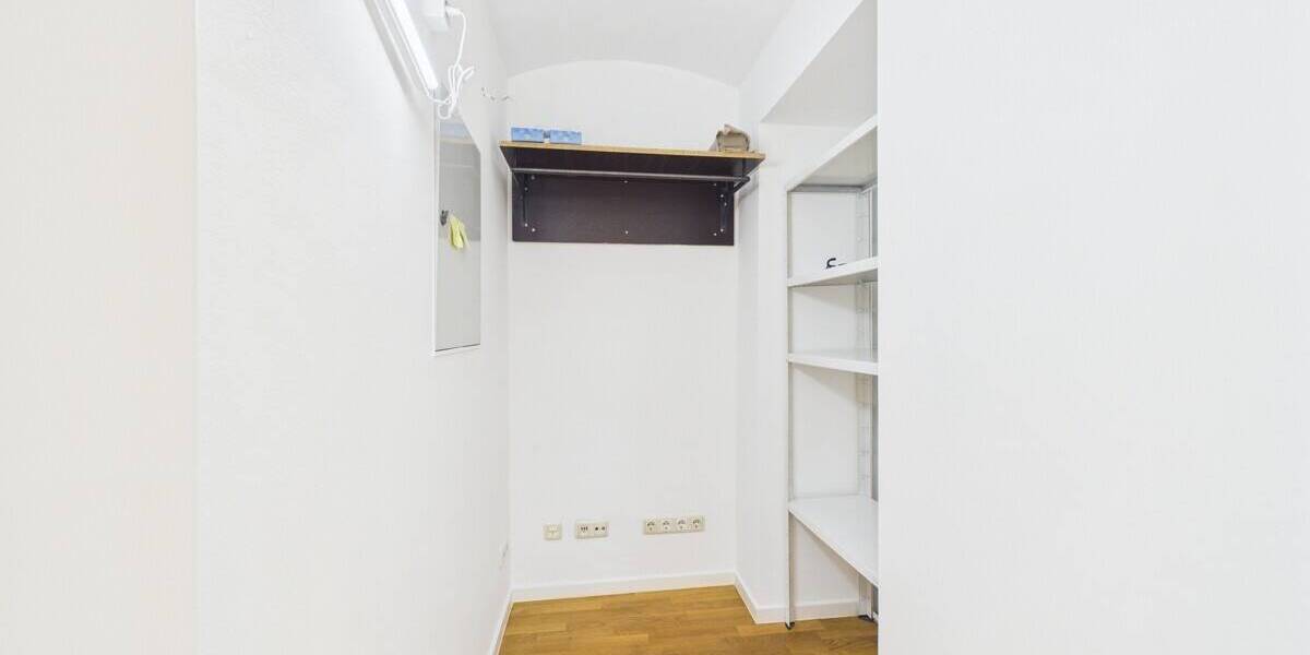 Gewerbeobjekt Regensburg Innenstadt - 3 Zimmer, 2.000&euro; | Angebot:26597569