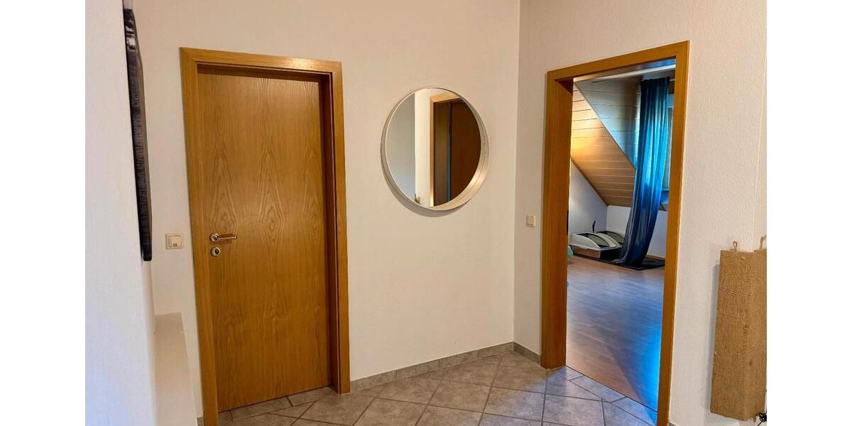 Dachgeschoßwohnung Mayen - 3 Zimmer, 90 m&sup2;, 850&euro; | Angebot:24817502