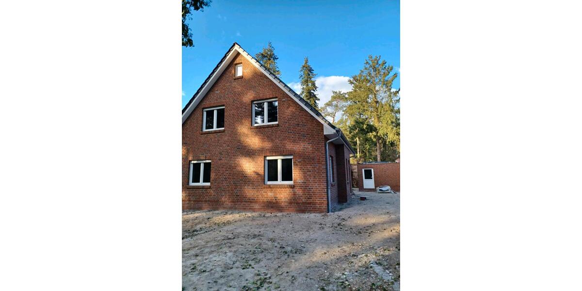 Einfamilienhaus Hatten - 5 Zimmer, 130 m&sup2;, 1.600&euro; | Angebot:26417083