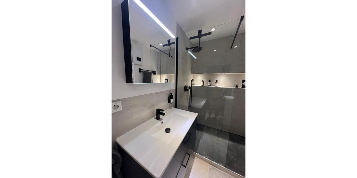 Wohnen auf Zeit Düsseldorf Pempelfort - 2 Zimmer, 55 m&sup2;, 1.690&euro; | Angebot:26639271