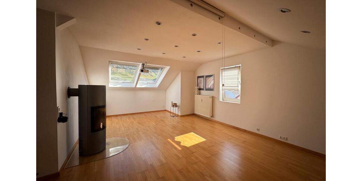 Dachgeschoßwohnung Osann-Monzel Monzel - 3 Zimmer, 75 m&sup2;, 740&euro; | Angebot:25968196
