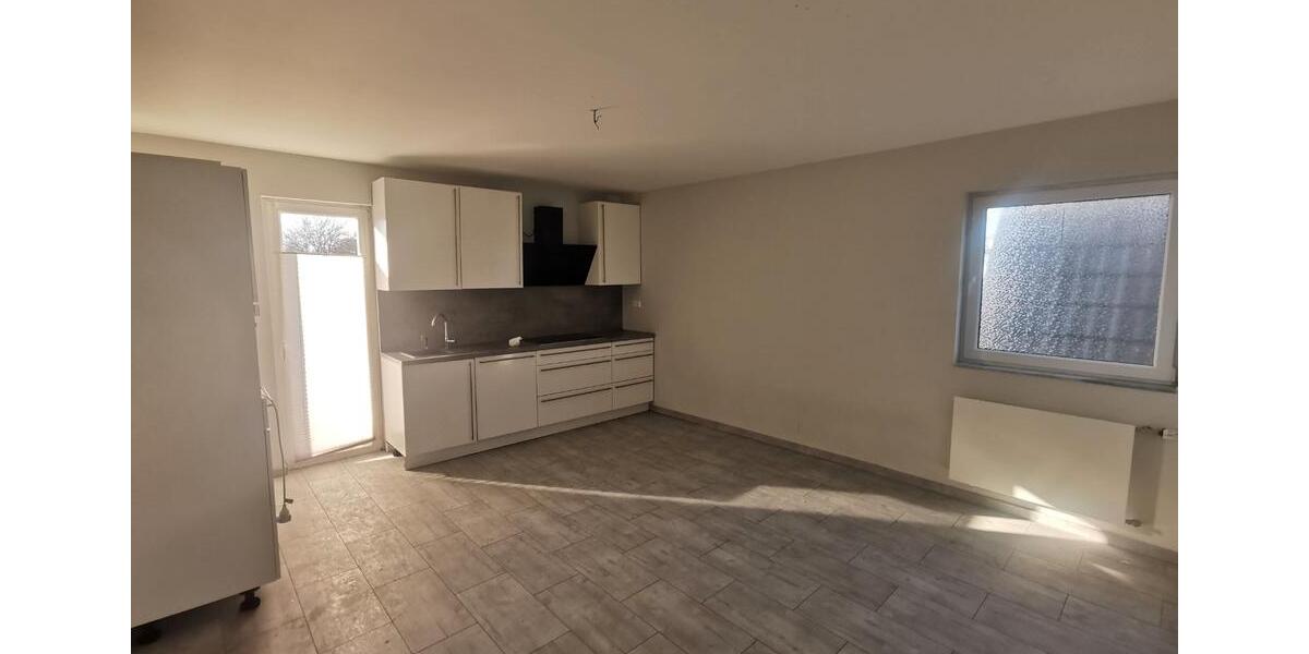 Etagenwohnung Bad Oldesloe - 3 Zimmer, 99 m&sup2;, 1.250&euro; | Angebot:26424889