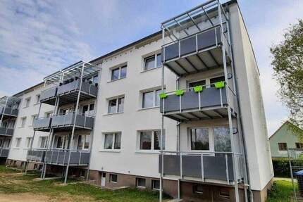 Wohnung Wackerow - 2 Zimmer, 54 m&sup2;, 495&euro; | Angebot:24775211