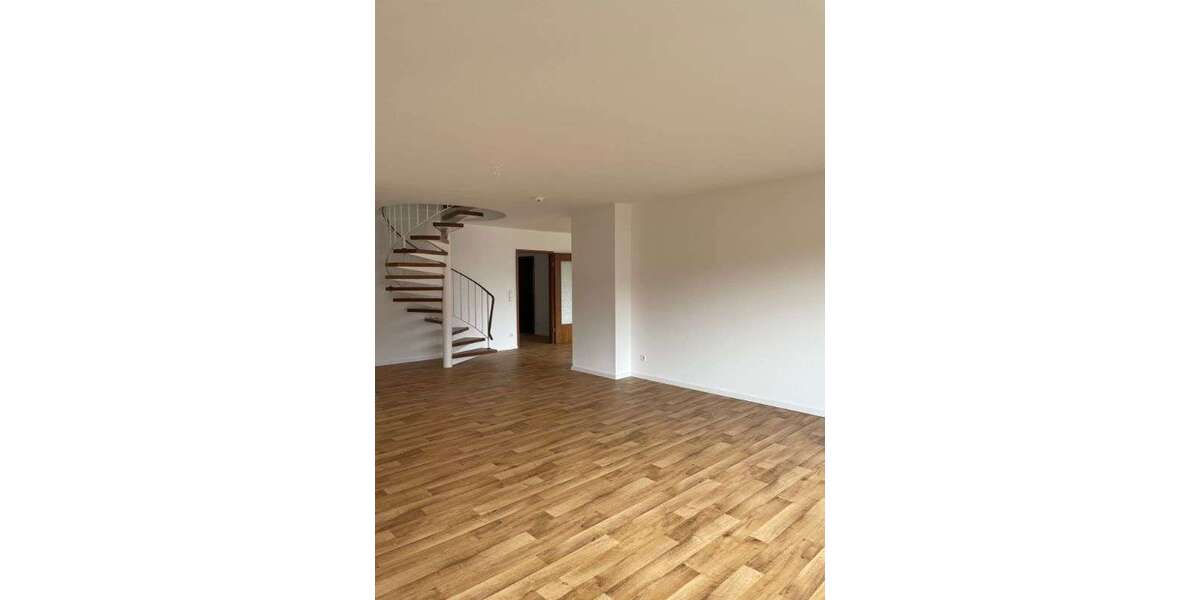Etagenwohnung Nürnberg Rabus - 4 Zimmer, 138 m&sup2;, 1.090&euro; | Angebot:26107828