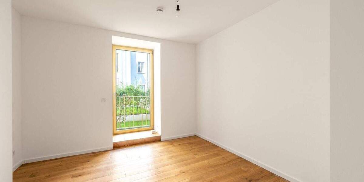 Etagenwohnung München Neuhausen-Nymphenburg - 4 Zimmer, 126 m&sup2;, 3.450&euro; | Angebot:24760883