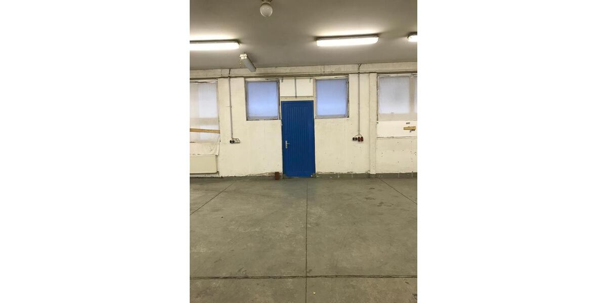Ebenerdig WerkstattLagerBüro 275 qm 7€qm Rolltor 18107 HRO zimmer