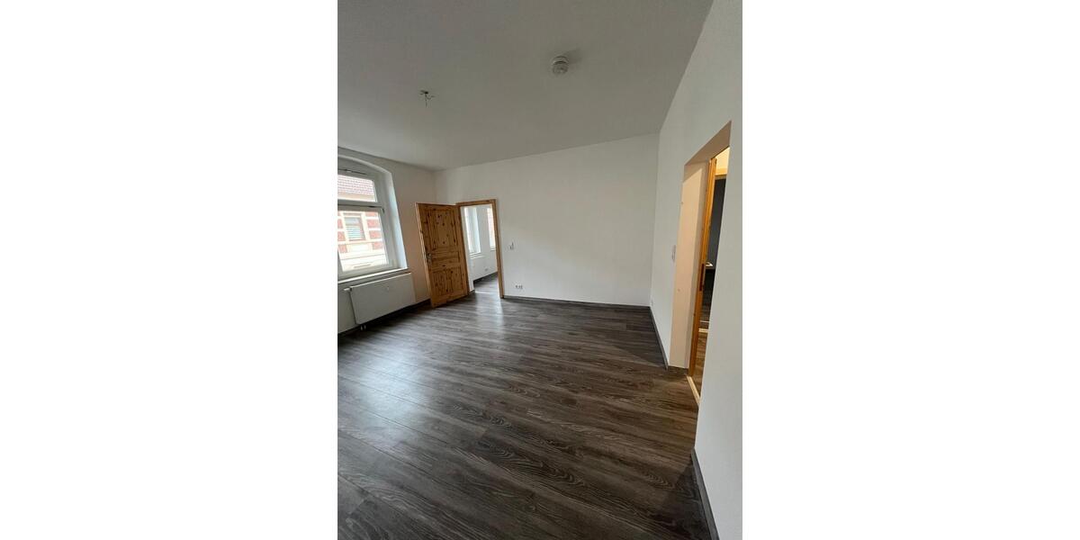 Etagenwohnung Burg - 5 Zimmer, 115 m&sup2;, 720&euro; | Angebot:23580596