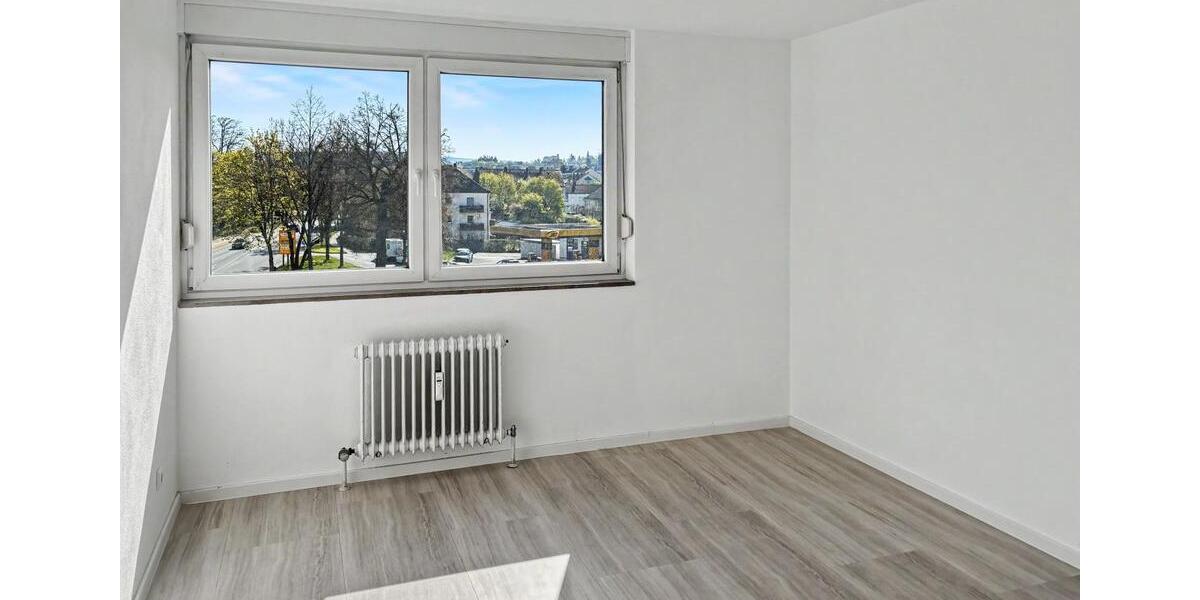 Etagenwohnung Bayreuth City - 3 Zimmer, 83 m&sup2;, 850&euro; | Angebot:26348403