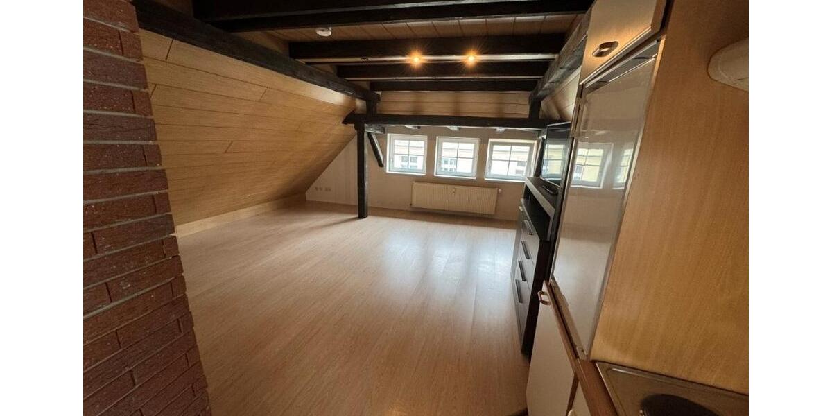 Dachgeschoßwohnung Salzwedel - 1 Zimmer, 50 m&sup2;, 300&euro; | Angebot:26631483