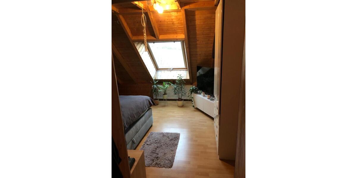 Dachgeschoßwohnung Möhnesee - 3 Zimmer, 80 m&sup2;, 800&euro; | Angebot:26549853