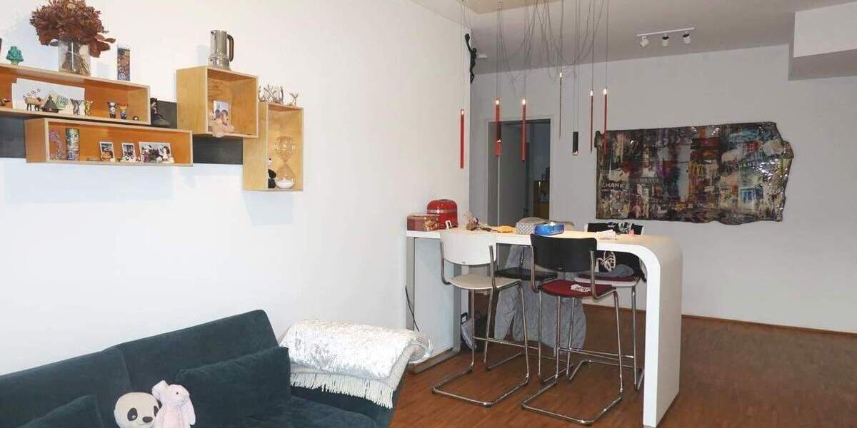 Etagenwohnung Düsseldorf Flingern Nord - 3 Zimmer, 117 m&sup2;, 1.879&euro; | Angebot:24766682