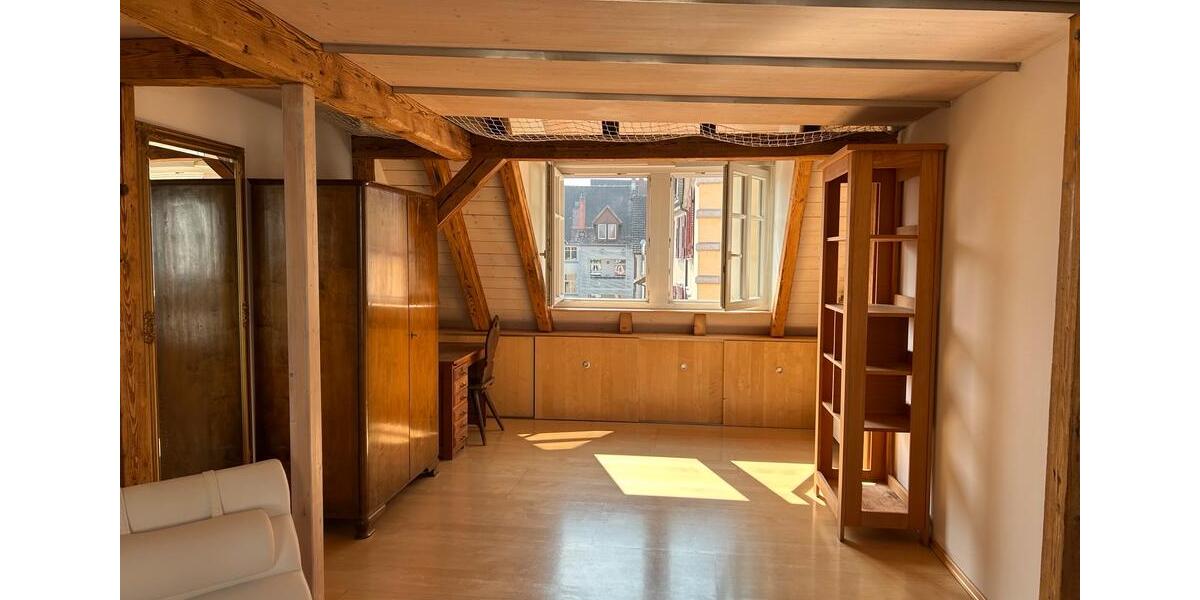 Dachgeschoßwohnung Konstanz - 1 Zimmer, 75 m&sup2;, 1.390&euro; | Angebot:26048789
