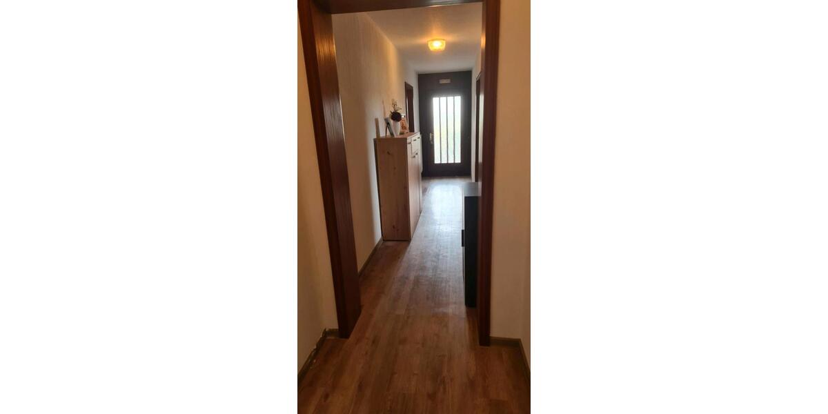 Etagenwohnung Solms - 3 Zimmer, 86 m&sup2;, 850&euro; | Angebot:26607127