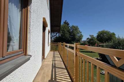 Wohnung Moosburg-Aich Aich - 4 Zimmer, 130 m&sup2;, 1.300&euro; | Angebot:27153627