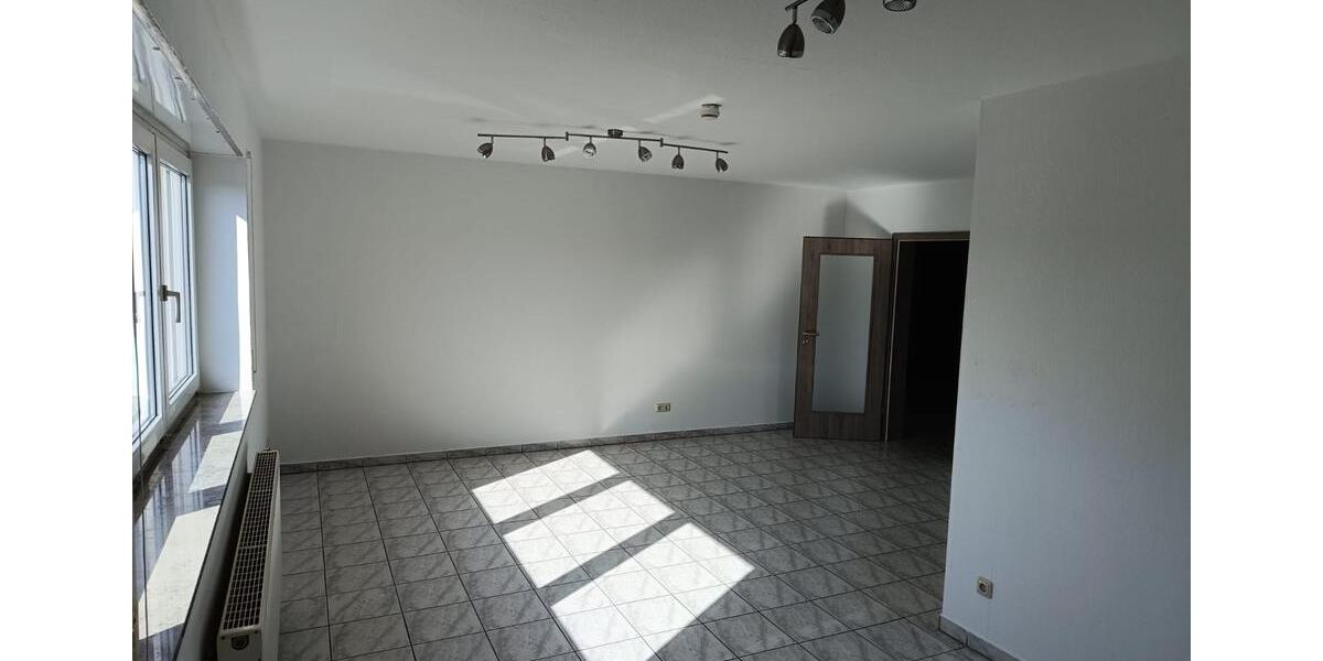Etagenwohnung Schweinfurt Gartenstadt - 2 Zimmer, 67 m&sup2;, 925&euro; | Angebot:26579832
