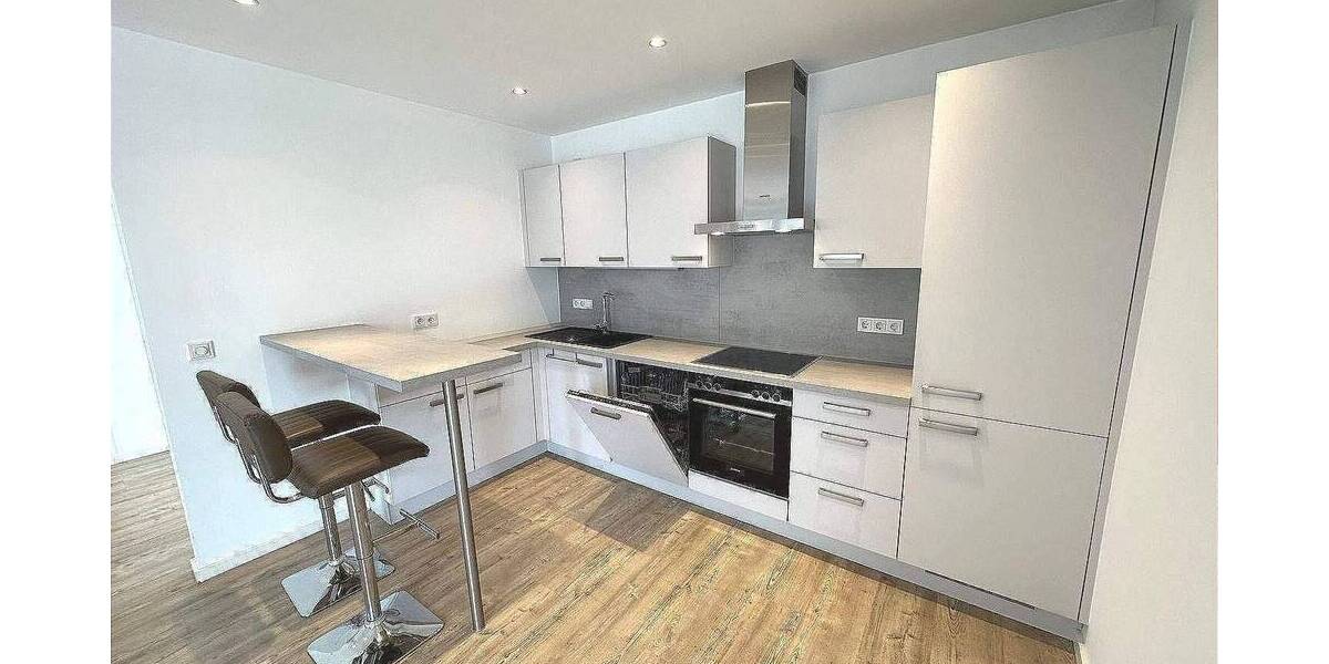 Etagenwohnung Trier Innenstadt - 2 Zimmer, 97 m&sup2;, 1.330&euro; | Angebot:26796864
