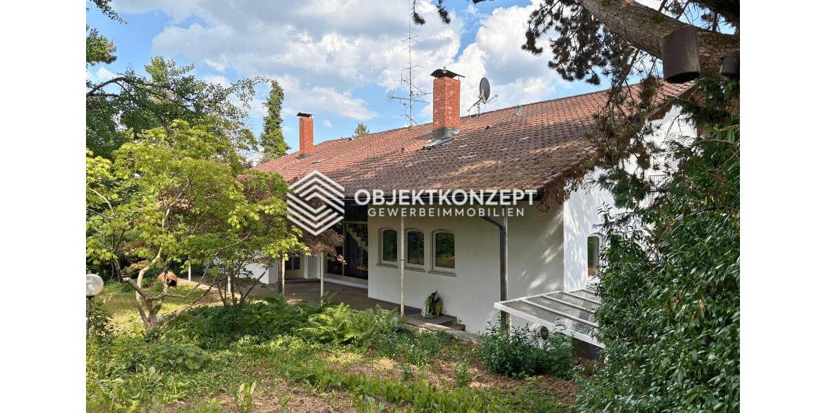 Exklusive Wohnetage mit Retro-Charme und Altstadtblick – provisionsfrei mieten 7 zimmer