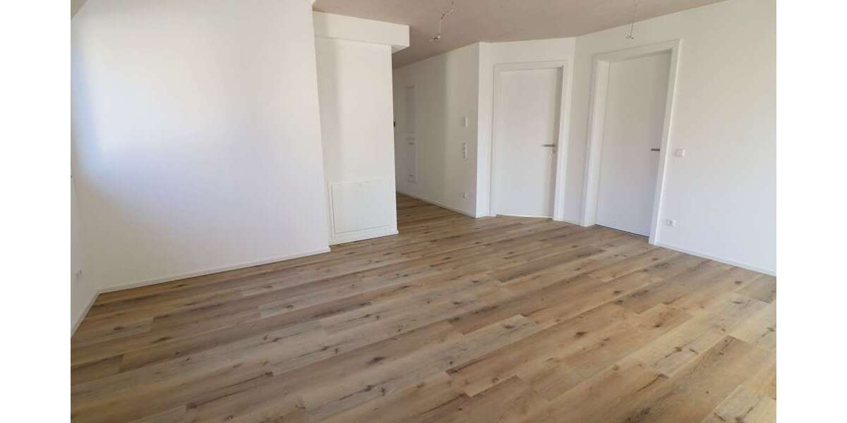 Wohnung zum Mieten in Mehrstetten 1.200 € 137 m² 4 zimmer