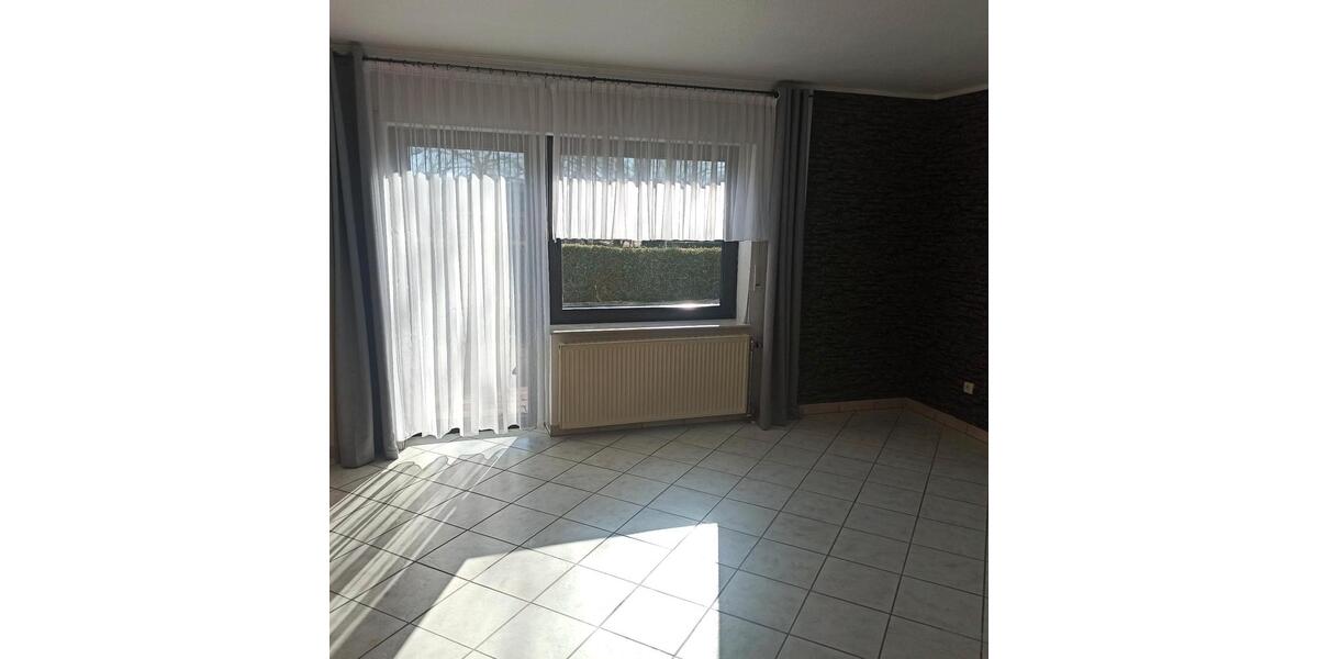 Erdgeschoßwohnung Bad Driburg - 2.5 Zimmer, 85 m&sup2;, 550&euro; | Angebot:24846420