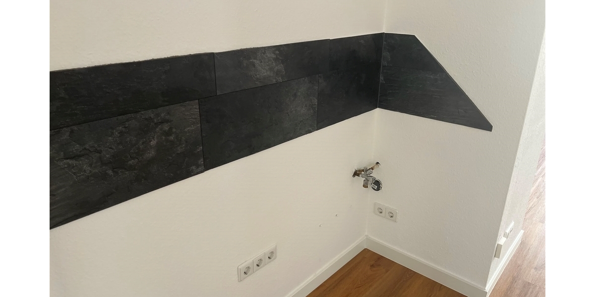 Pieschen: 2-Zimmer-Wohnung mit neuem Design-Vinylbodenbelag und Terrasse - Etagenwohnung Dresden Pieschen-Süd | Angebot:25499958