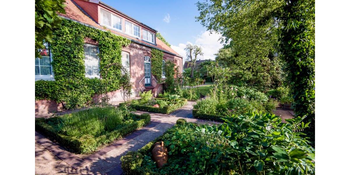 Einfamilienhaus Großefehn - 5 Zimmer, 201 m&sup2;, 1.650&euro; | Angebot:23398102