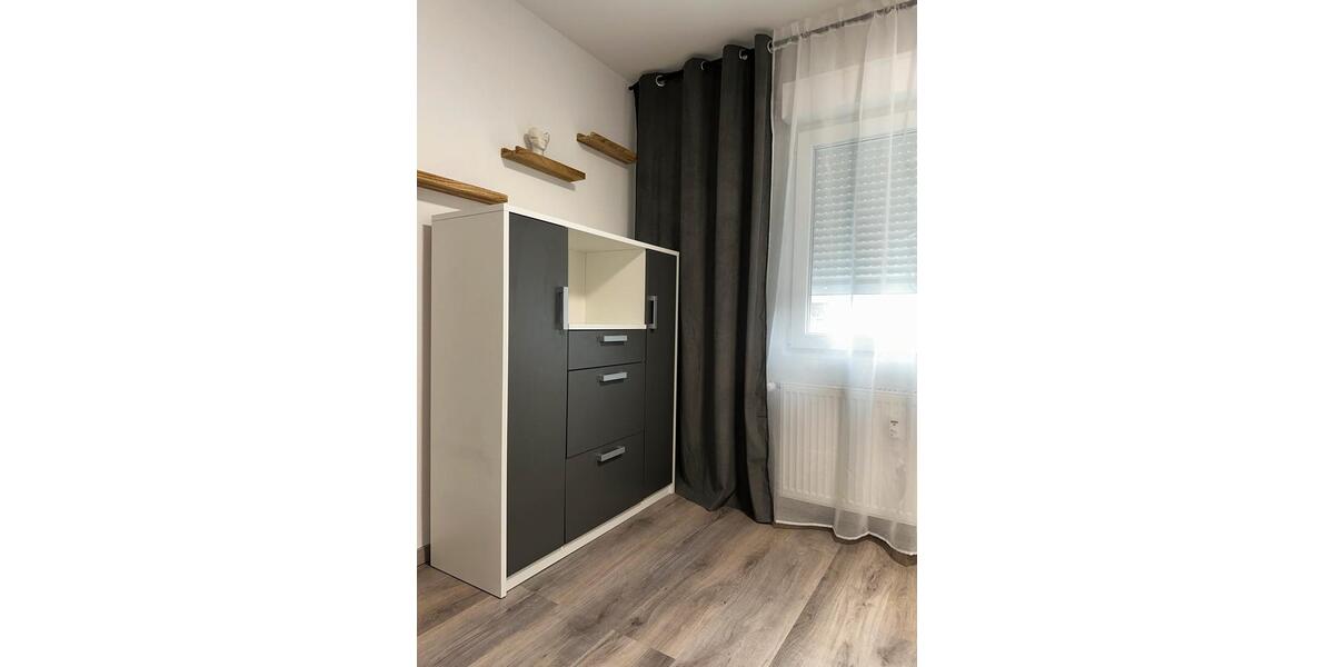 Wohnen auf Zeit Kenzingen - 3 Zimmer, 67 m&sup2;, 25&euro; | Angebot:25795207