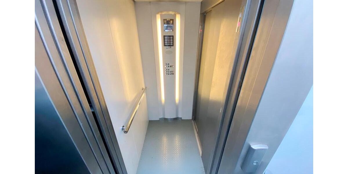 Dachgeschoßwohnung Magdeburg Nordwest - 3 Zimmer, 80 m&sup2;, 799&euro; | Angebot:26266519