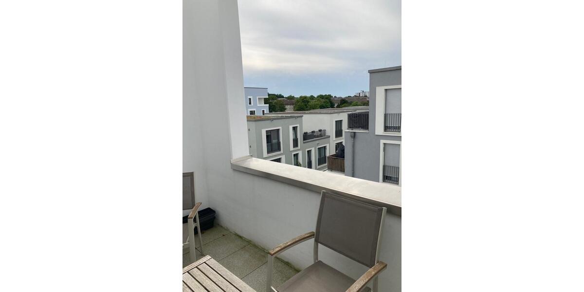 Etagenwohnung Wolfsburg - 2 Zimmer, 83 m&sup2;, 899&euro; | Angebot:26086545