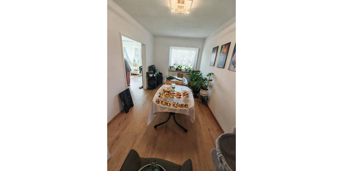 Etagenwohnung Heppenheim Kirschhausen - 4 Zimmer, 134 m&sup2;, 1.400&euro; | Angebot:26150676