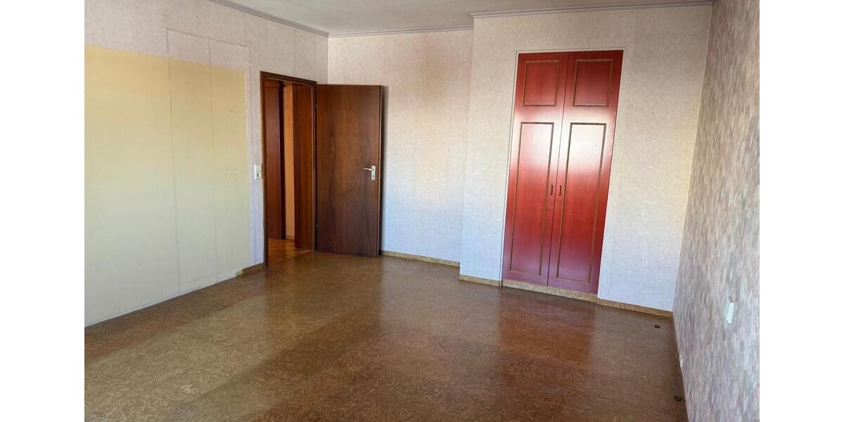 Etagenwohnung Weil der Stadt - 4.5 Zimmer, 108 m&sup2;, 1.700&euro; | Angebot:26581345