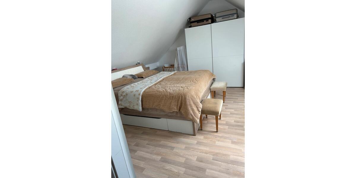 Dachgeschoßwohnung Rhede - 4 Zimmer, 72 m&sup2;, 684&euro; | Angebot:26504308