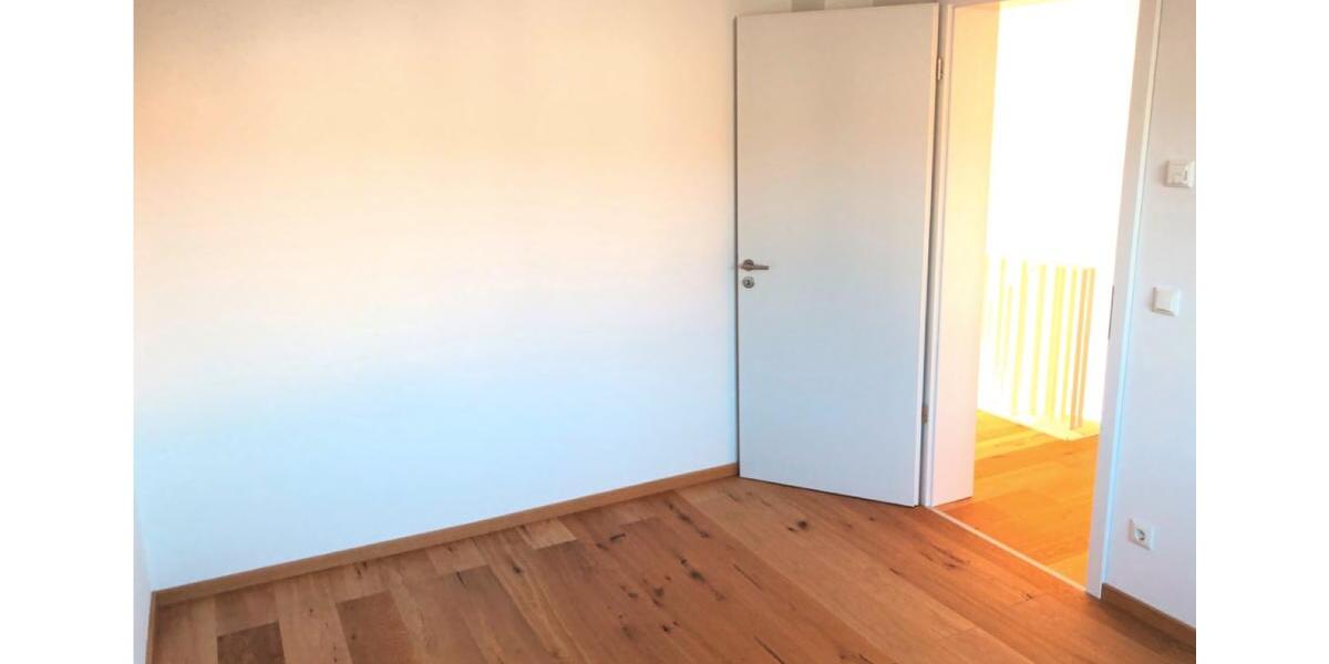 Erdgeschoßwohnung Arnstorf - 4 Zimmer, 125 m&sup2;, 1.000&euro; | Angebot:26396939