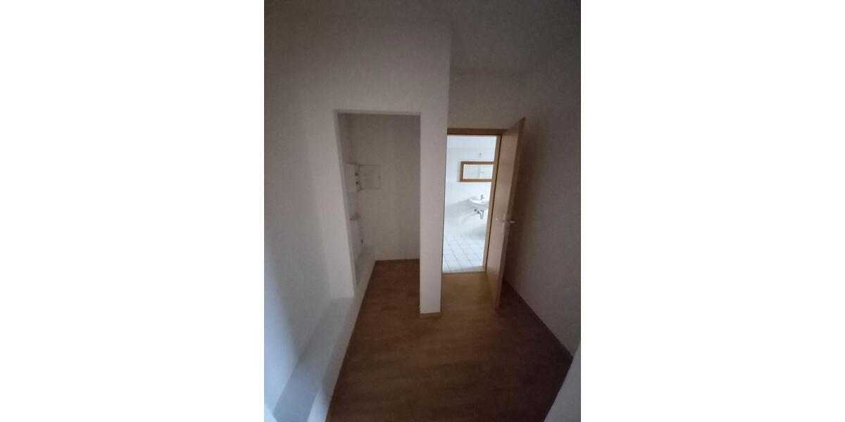Etagenwohnung Ballenstedt - 2 Zimmer, 36 m&sup2;, 235&euro; | Angebot:26278055