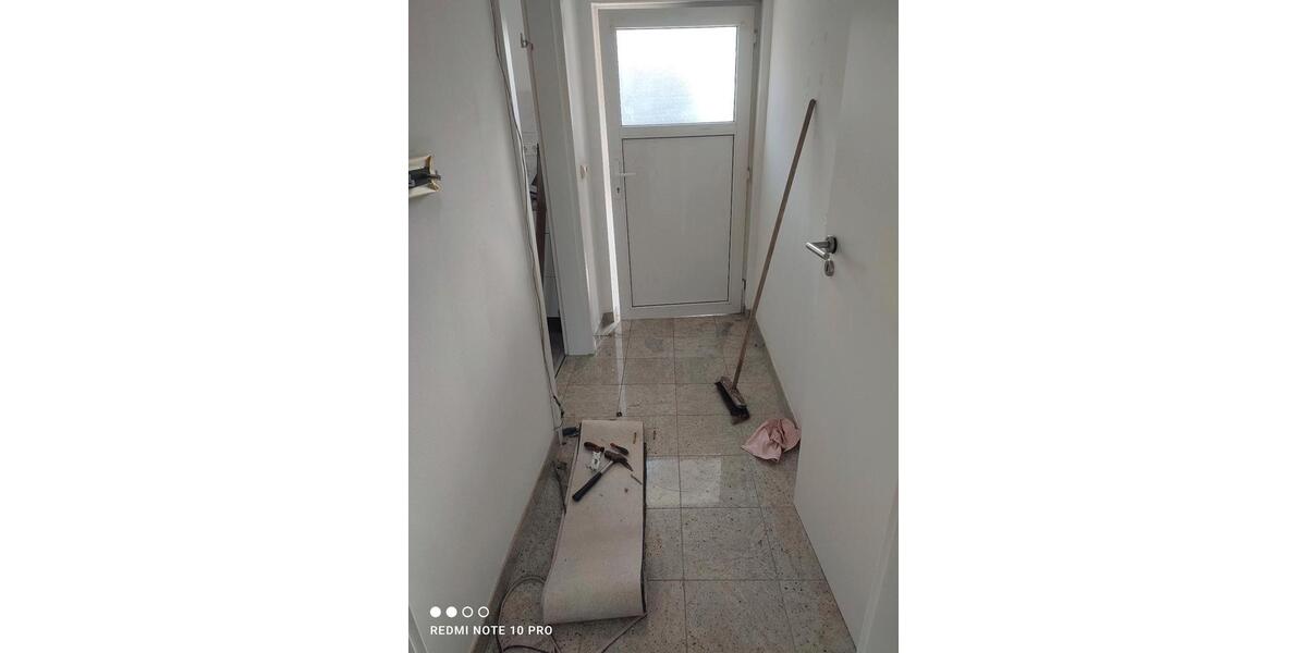 Dachgeschoßwohnung Lingenfeld - 2 Zimmer, 55 m&sup2;, 800&euro; | Angebot:26330072